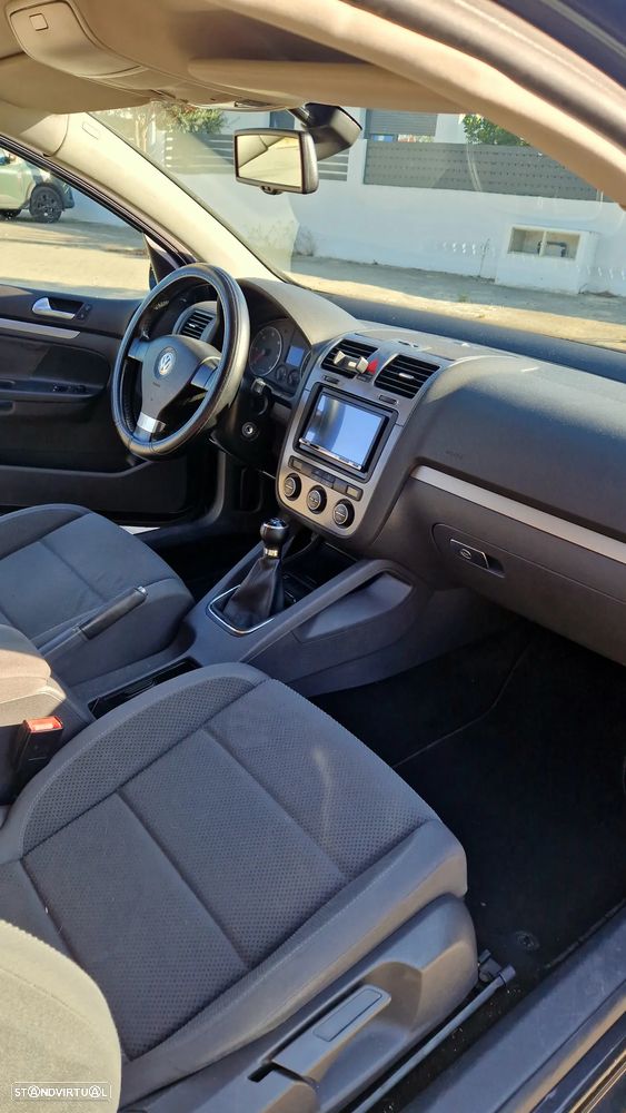 VW Golf - 7