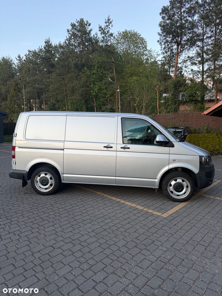 Volkswagen Transporter - 4