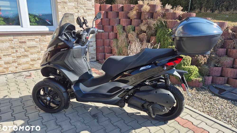 Piaggio MP-3 - 5