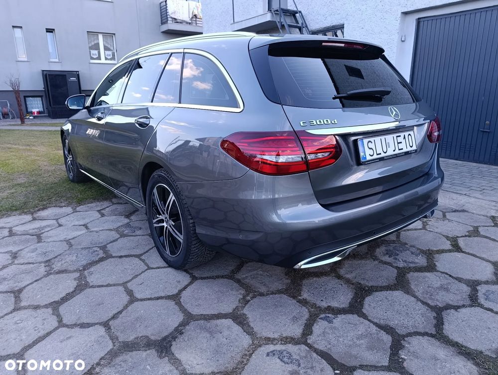 Mercedes-Benz Klasa C 300 d 9G-TRONIC - 5