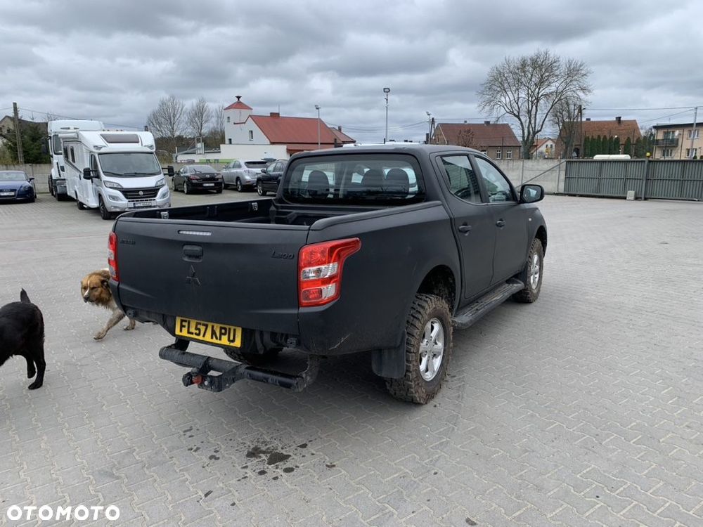 Mitsubishi L200 Pick Up 4x4 S&S Double Cab Intro Edition II - 8