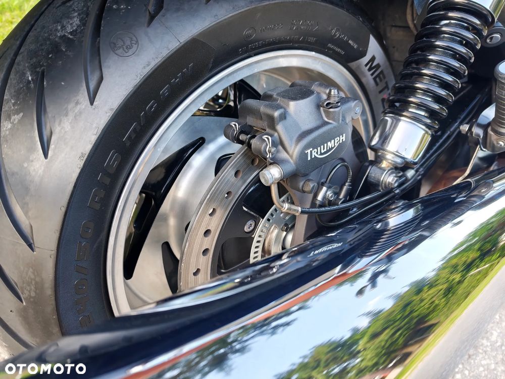 Triumph Rocket - 17