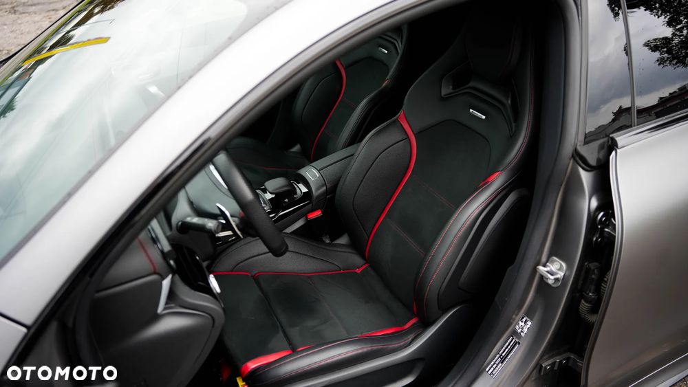 Mercedes-Benz CLA - 27