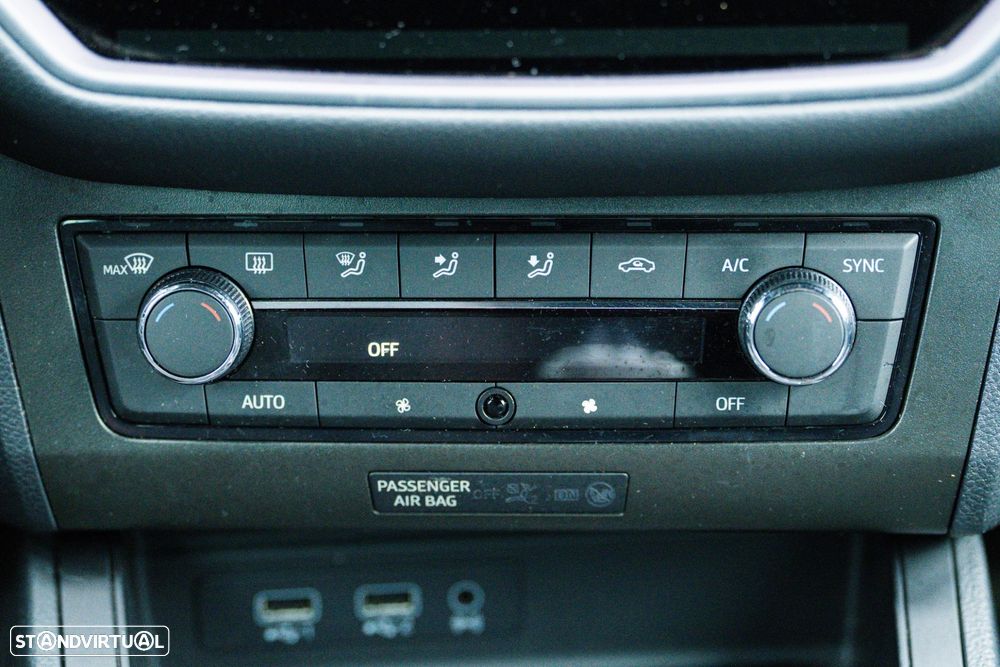 SEAT Ibiza 1.0 TSI FR - 34