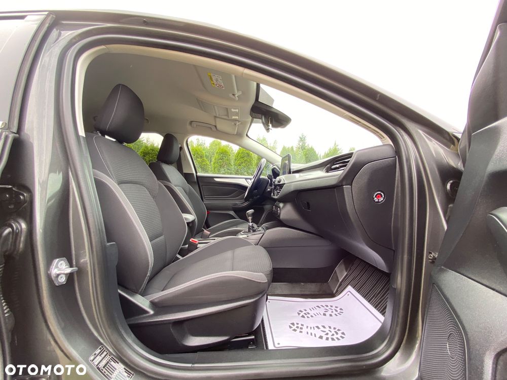 Ford Focus 1.5 EcoBlue Start-Stopp-System COOL&CONNECT - 31