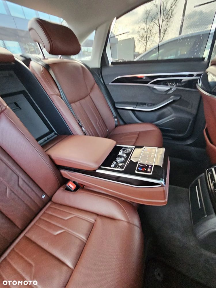 Audi A8 55 TFSI quattro tiptronic - 32