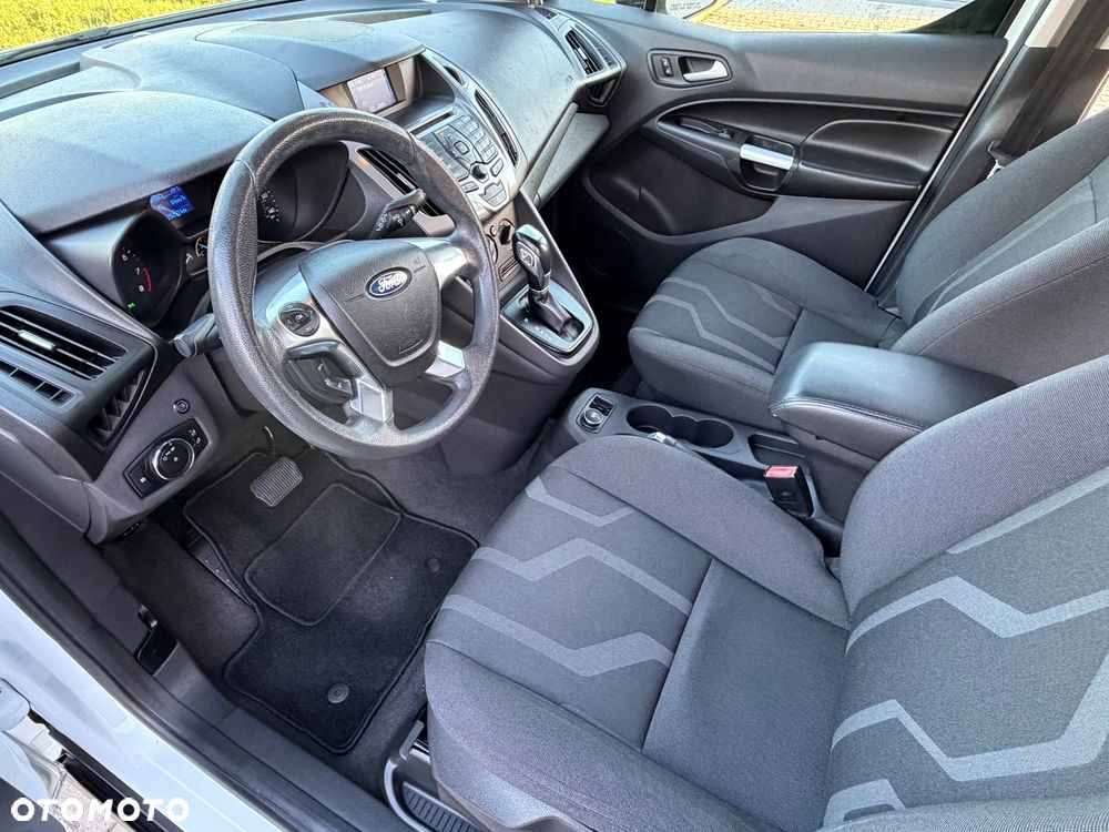 Ford Transit Connect - 19