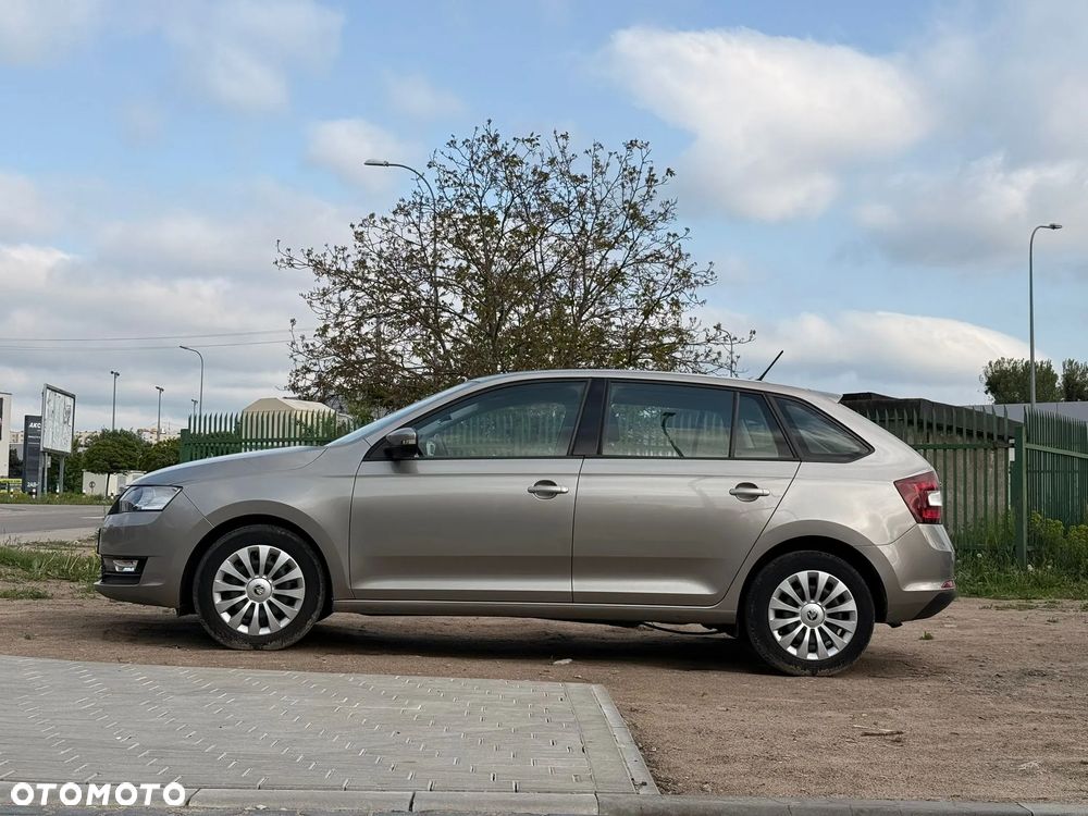 Skoda RAPID 1.0 TSI Ambition - 2