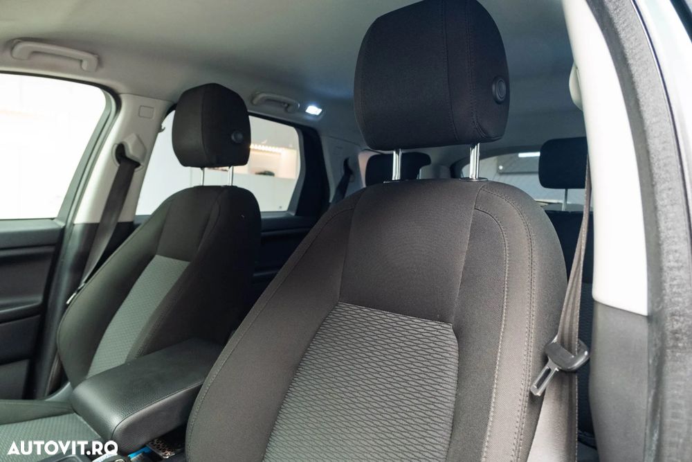 Land Rover Discovery Sport 2.0 l TD4 SE Aut. - 19