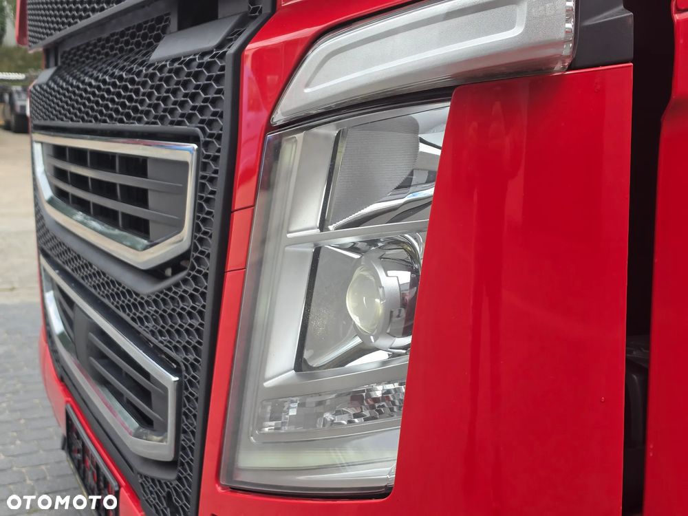 Volvo FH 460 / STANDARD / XXL / i SAVE / EURO 6/ GLOBETROTTER/ / AUTOMAT/SERVIS /2019/ KAMERA/ SKÓRY /PERFEKCYJNY STAN / ZABUDOWY  MIĘDZYOSIOWE/ - 4