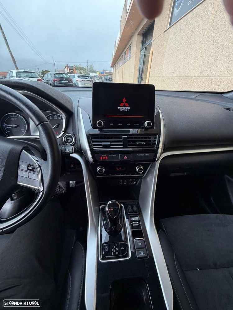 Mitsubishi Eclipse Cross 2.4 PHEV eMotion - 12