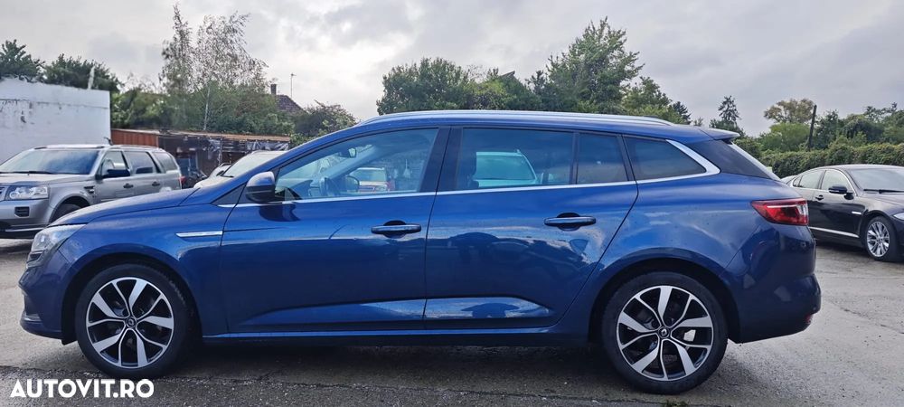 Renault Megane ENERGY TCe 140 EDC BOSE EDITION - 2