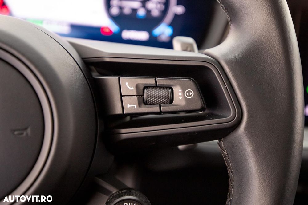 Porsche Cayenne Coupe - 22