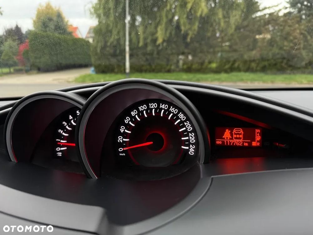 Toyota Verso 1.8 Premium MS - 19