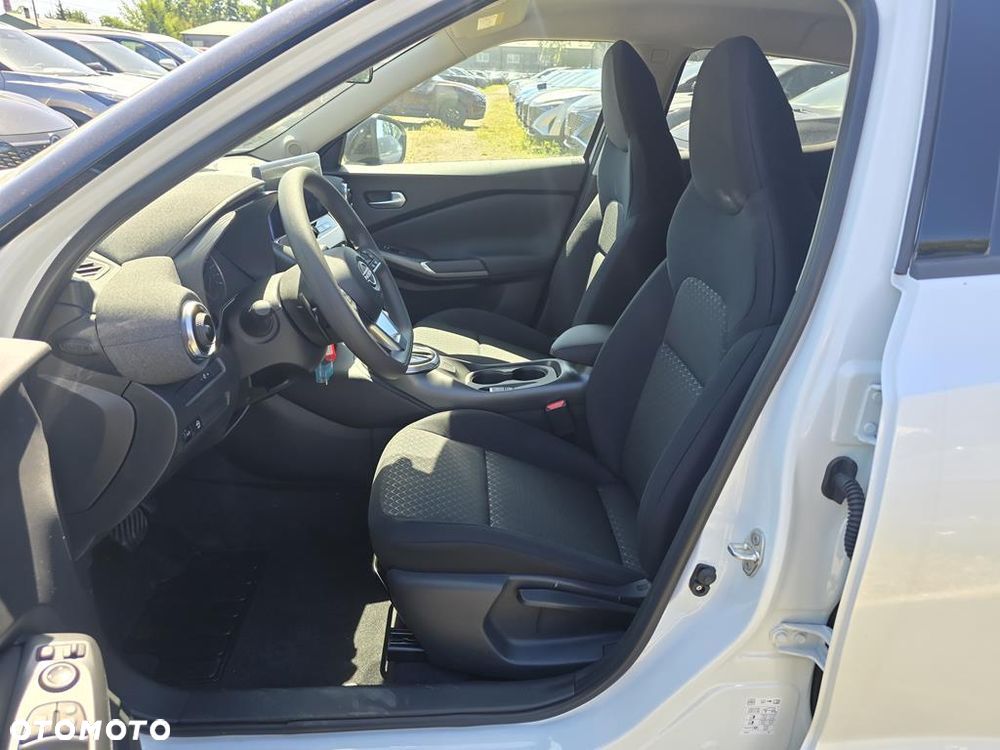 Nissan Juke 1.0 DIG-T Acenta DCT - 11