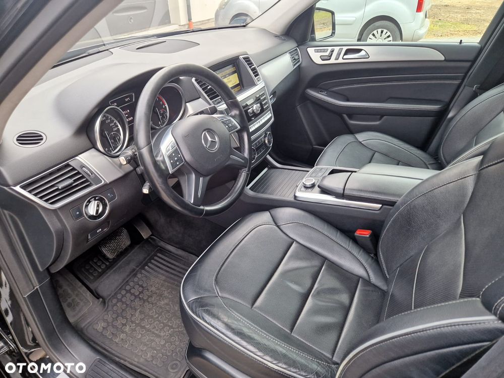 Mercedes-Benz ML 350 BlueTEC 4-Matic - 14