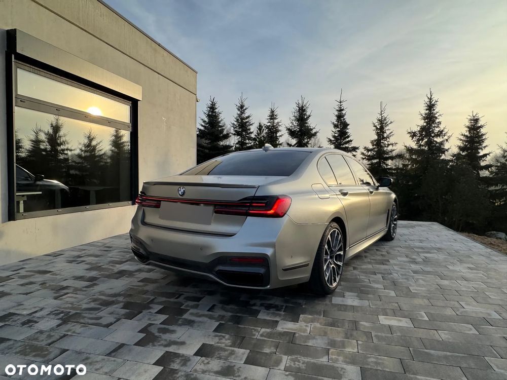 BMW Seria 7 750d xDrive - 11