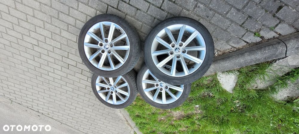 Skoda Octavia 1.8 TSI Edition EU6 - 19