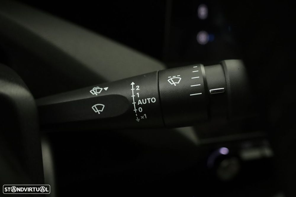 Peugeot 408 1.6 Hybrid Allure e-EAT8 - 16