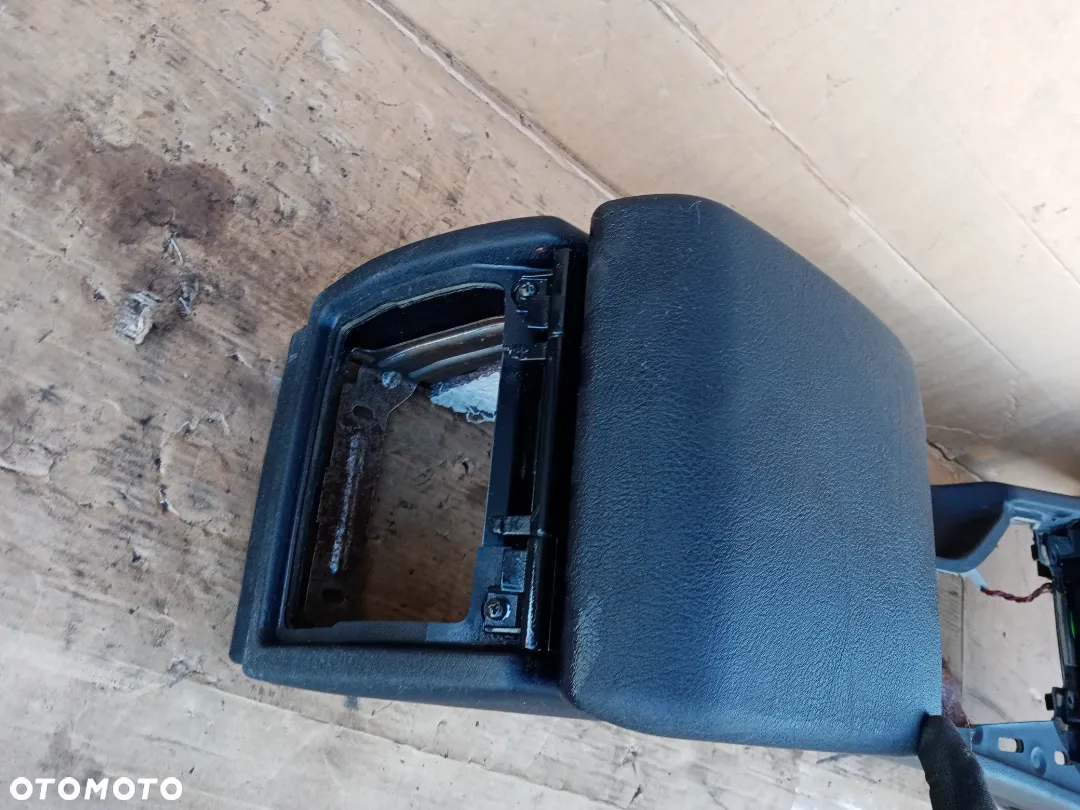 Tunel środkowy podłokietnik BMW E39 8159687 - 9