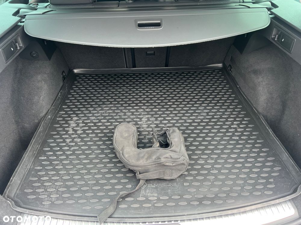 Seat Leon 2.0 TDI DPF DSG Xcellence - 23