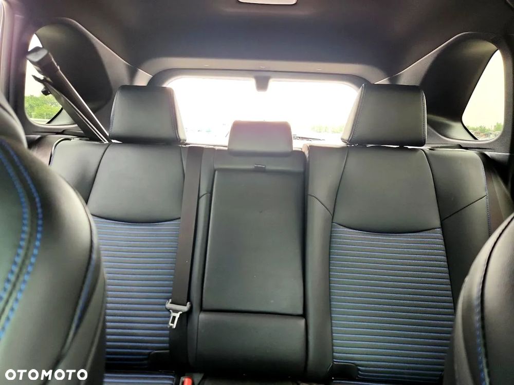 Toyota RAV4 - 10
