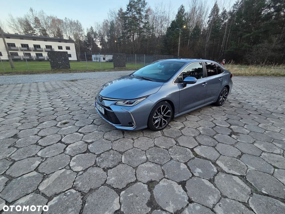 Toyota Corolla 1.8 Hybrid Executive - 1