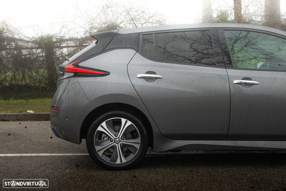 Nissan Leaf - 34