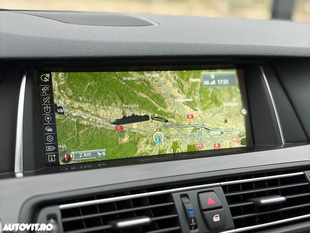 BMW Seria 5 520d Aut. Luxury Line - 10
