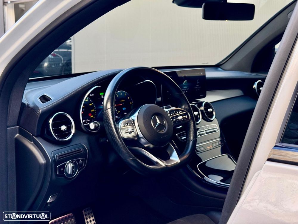 Mercedes-Benz GLC 300 de Coupe 4Matic 9G-TRONIC AMG Line Plus - 9