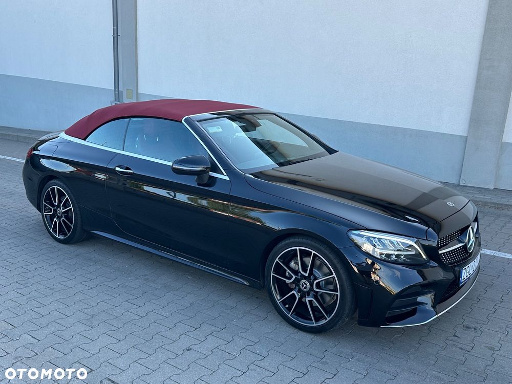 Mercedes-Benz Klasa C 300 9G-TRONIC - 34