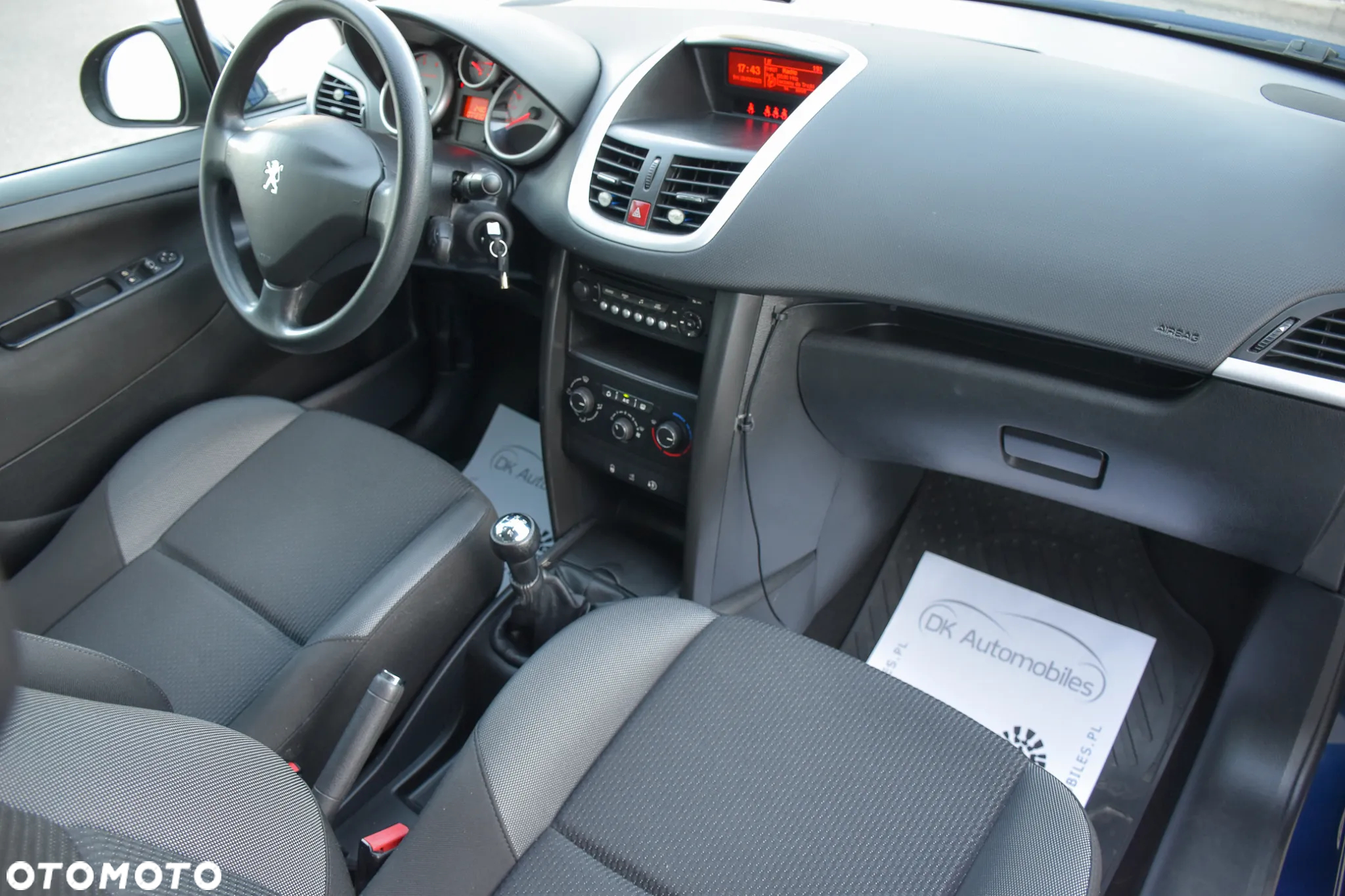 Peugeot 207 1.4 Millesim 200 - 25