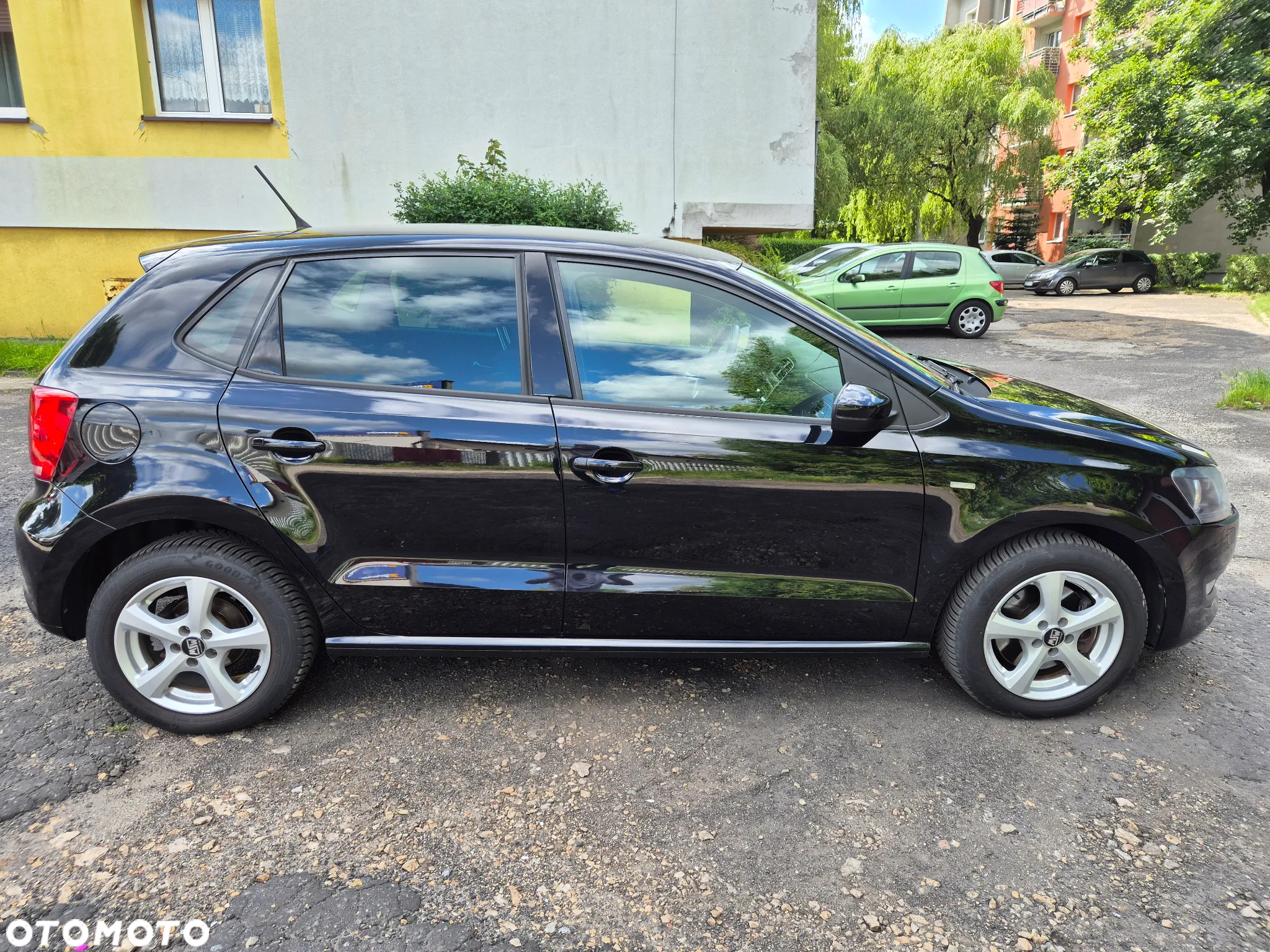 Volkswagen Polo 1.2 TSI MATCH - 4