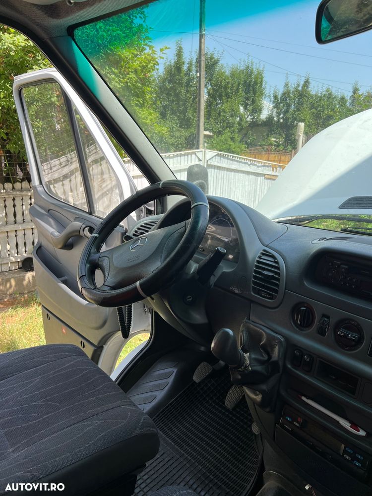 Mercedes-Benz 616 CDI - 11