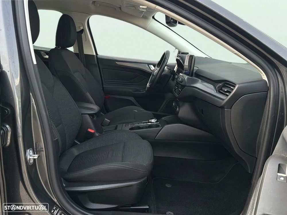 Ford Focus 1.0 EcoBoost Active Aut. - 17