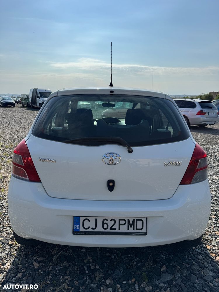 Toyota Yaris 1.4 D-4D Luna - 5