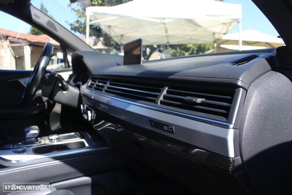 Audi SQ7 4.0 TDI V8 quattro Tiptronic - 27