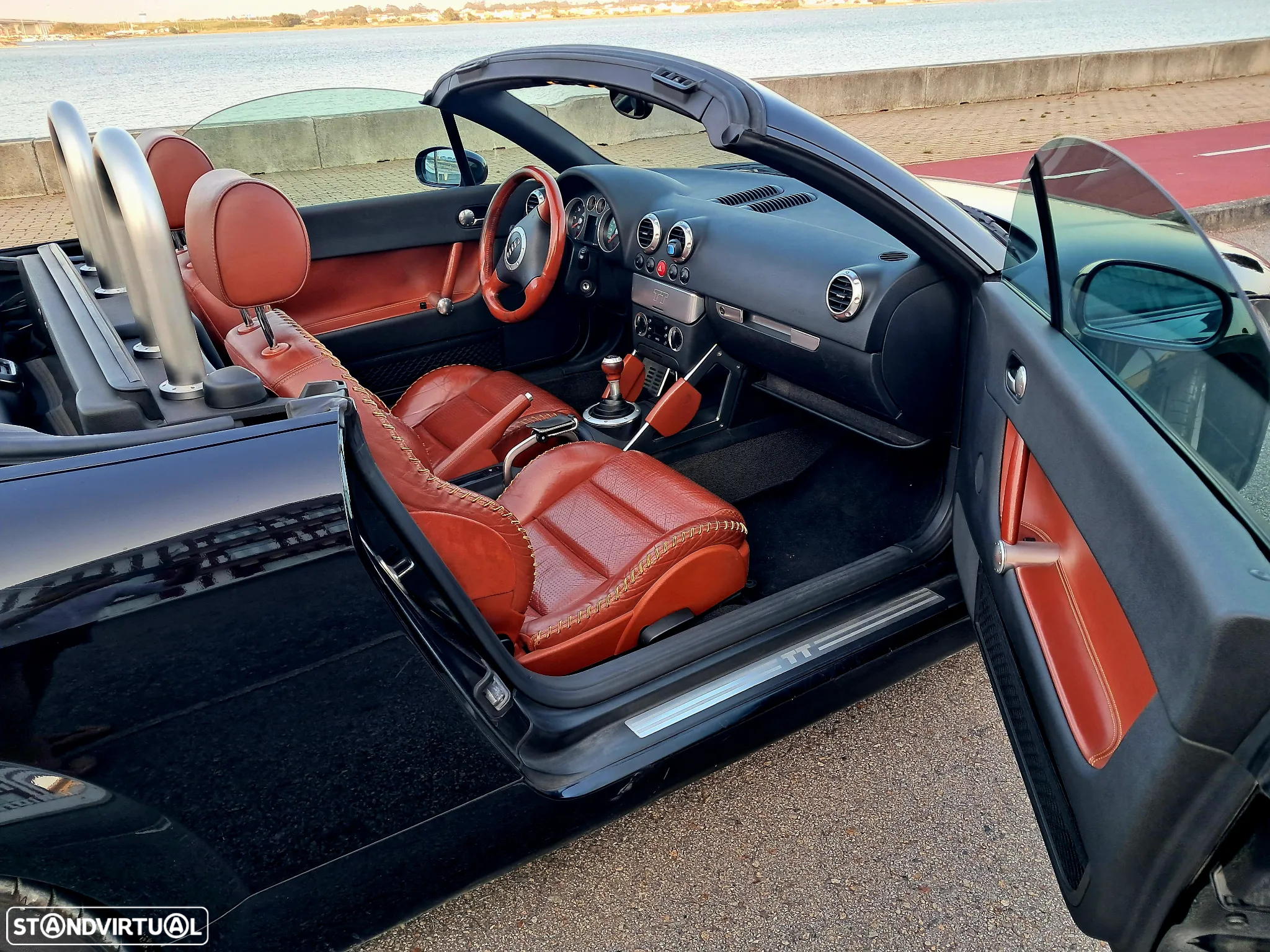Audi TT Roadster 1.8 T S-line - 11