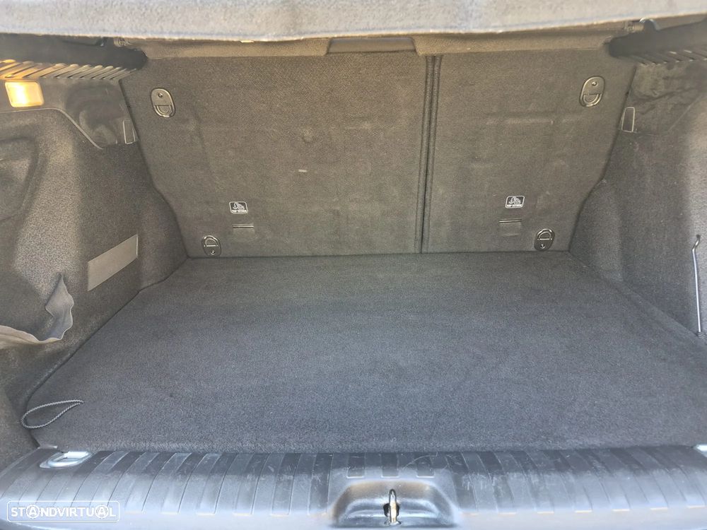 Peugeot 2008 1.2 PureTech Style - 22