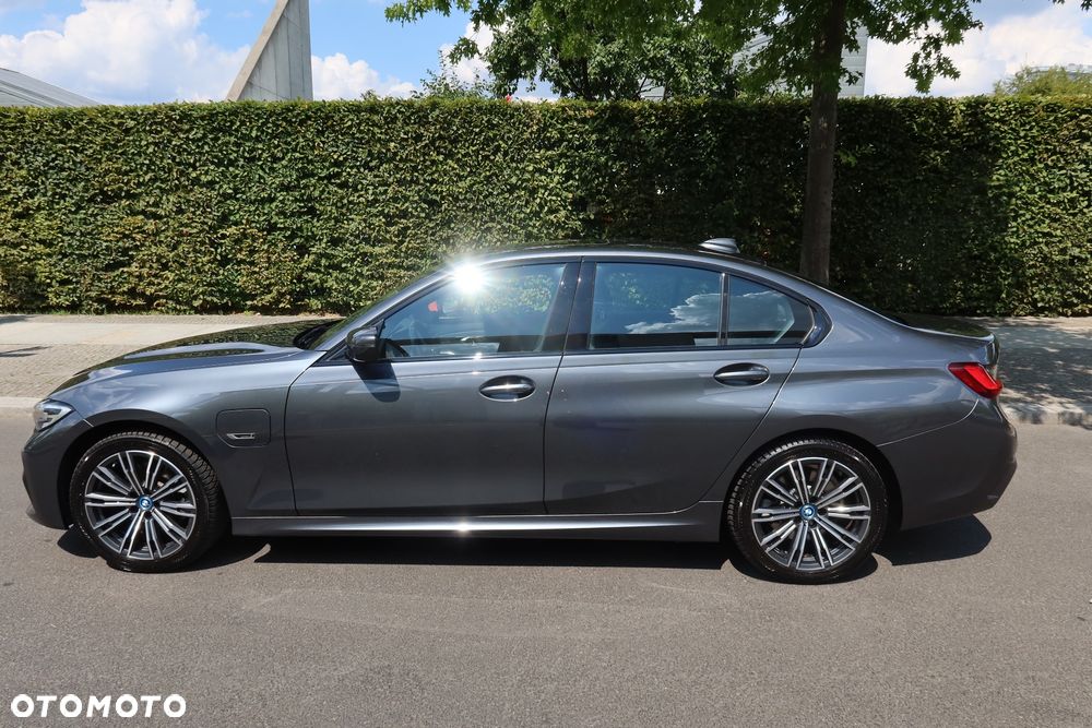 BMW Seria 3 320e M Sport sport - 4