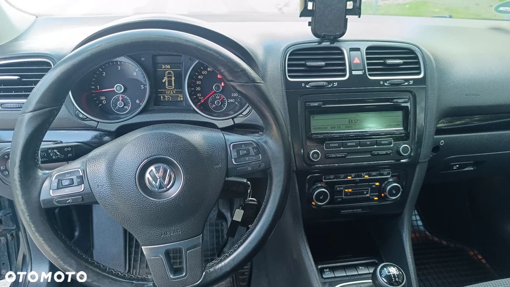 Volkswagen Golf 1.6 TDI DPF Comfortline - 28