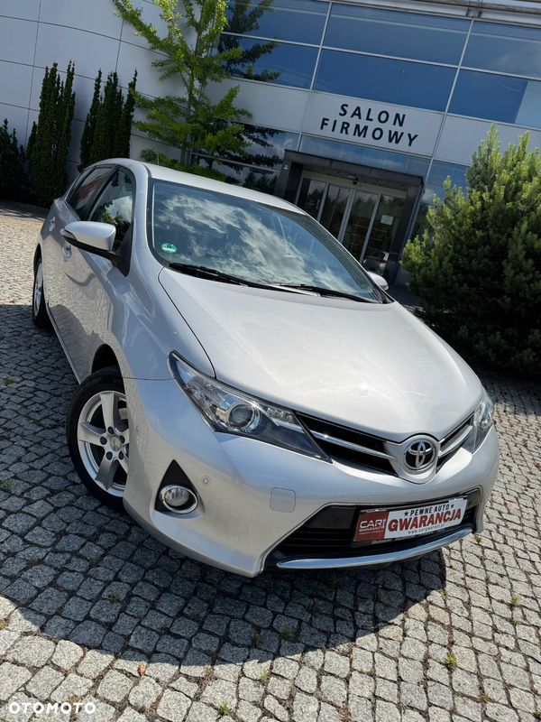 Toyota Auris 1.33 Dual-VVT-i Touring Sports Comfort