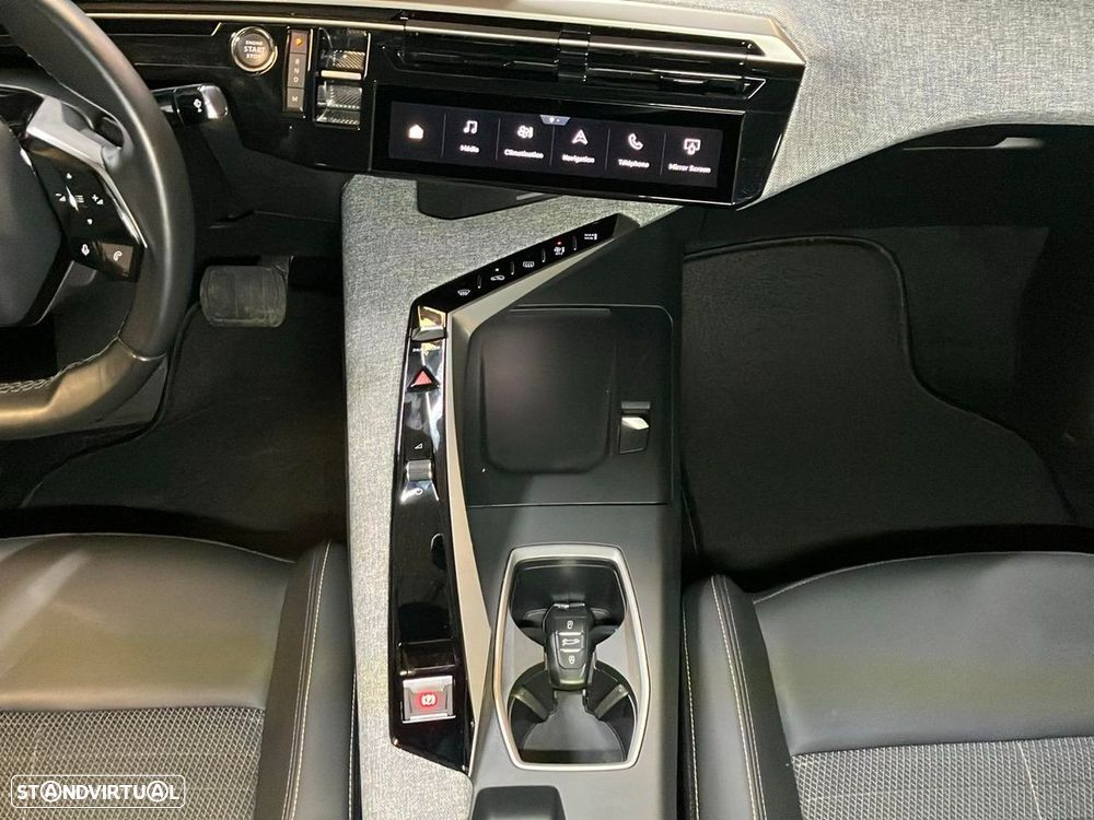 Peugeot 3008 1.2 Hybrid Allure e-DCS6 - 14