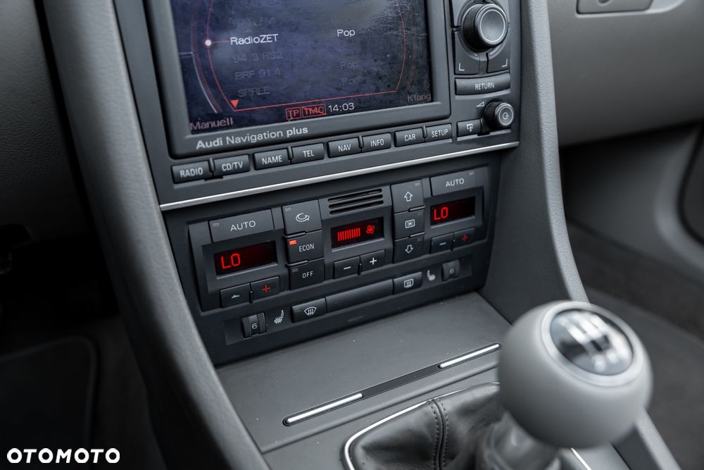 Audi A4 Cabrio 1.8 T - 24