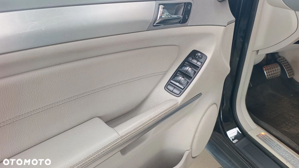 Mercedes-Benz ML 350 CDI 4-Matic - 22
