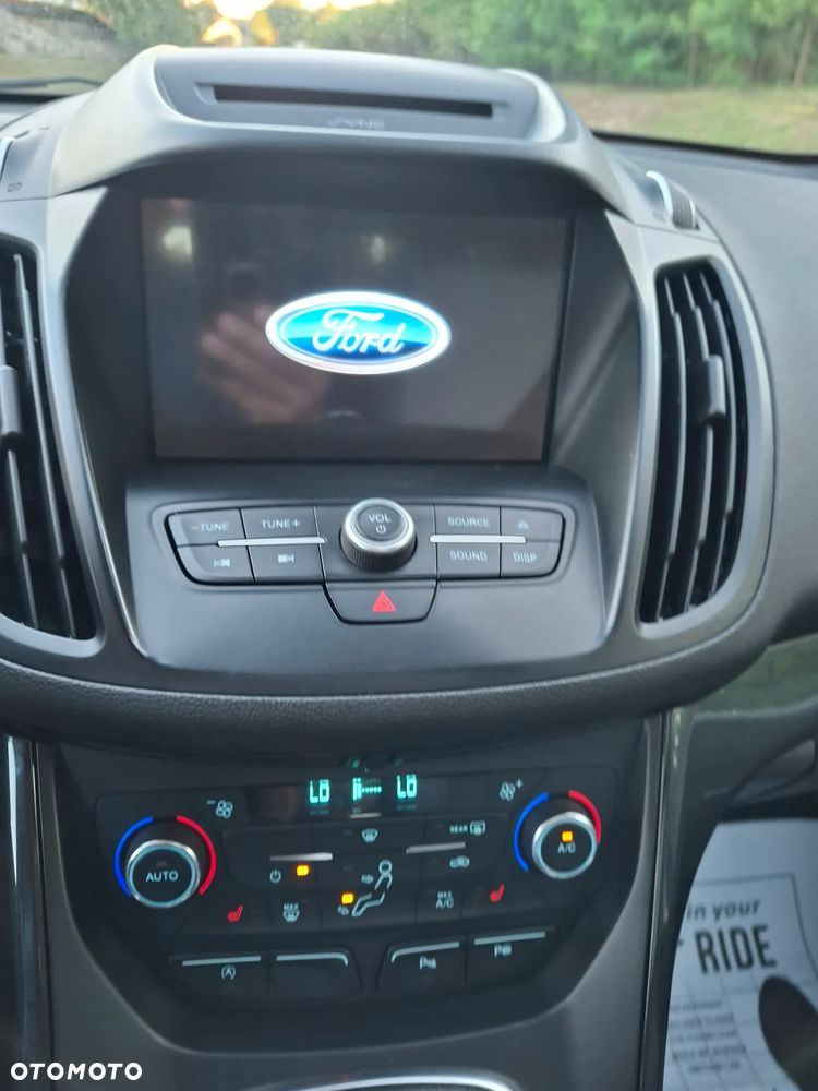 Ford Kuga 2.0 TDCi 4x2 Titanium - 33
