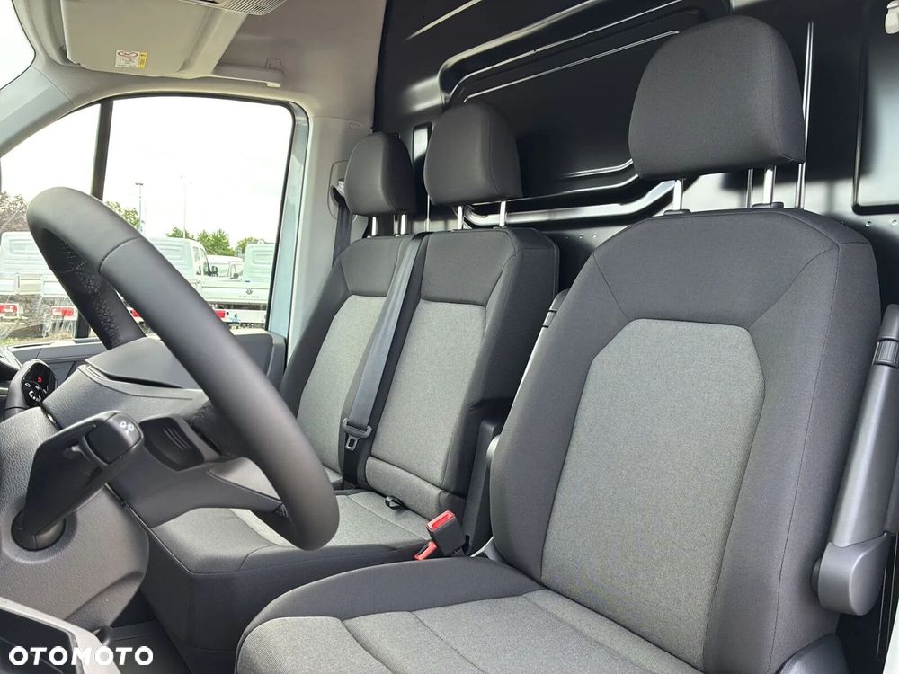 Volkswagen Crafter 35 Furgon LONG/Automat/L5H3, 2.0BiTDI 177KM, 4490mm, Wysoki dach, r.o. 4490 - 13