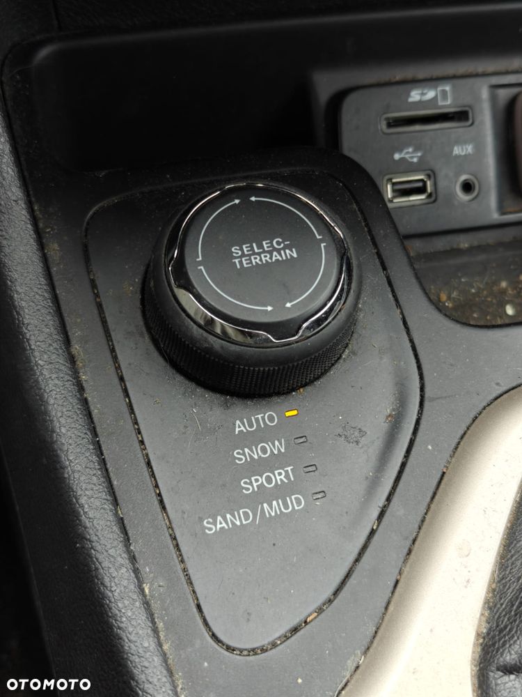 Jeep Cherokee 3.2 V6 Pentastar Active Drive I Automatik Limited - 8