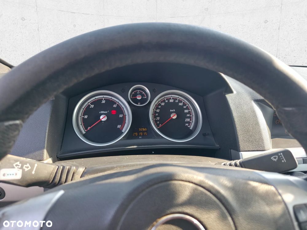 Opel Astra - 11