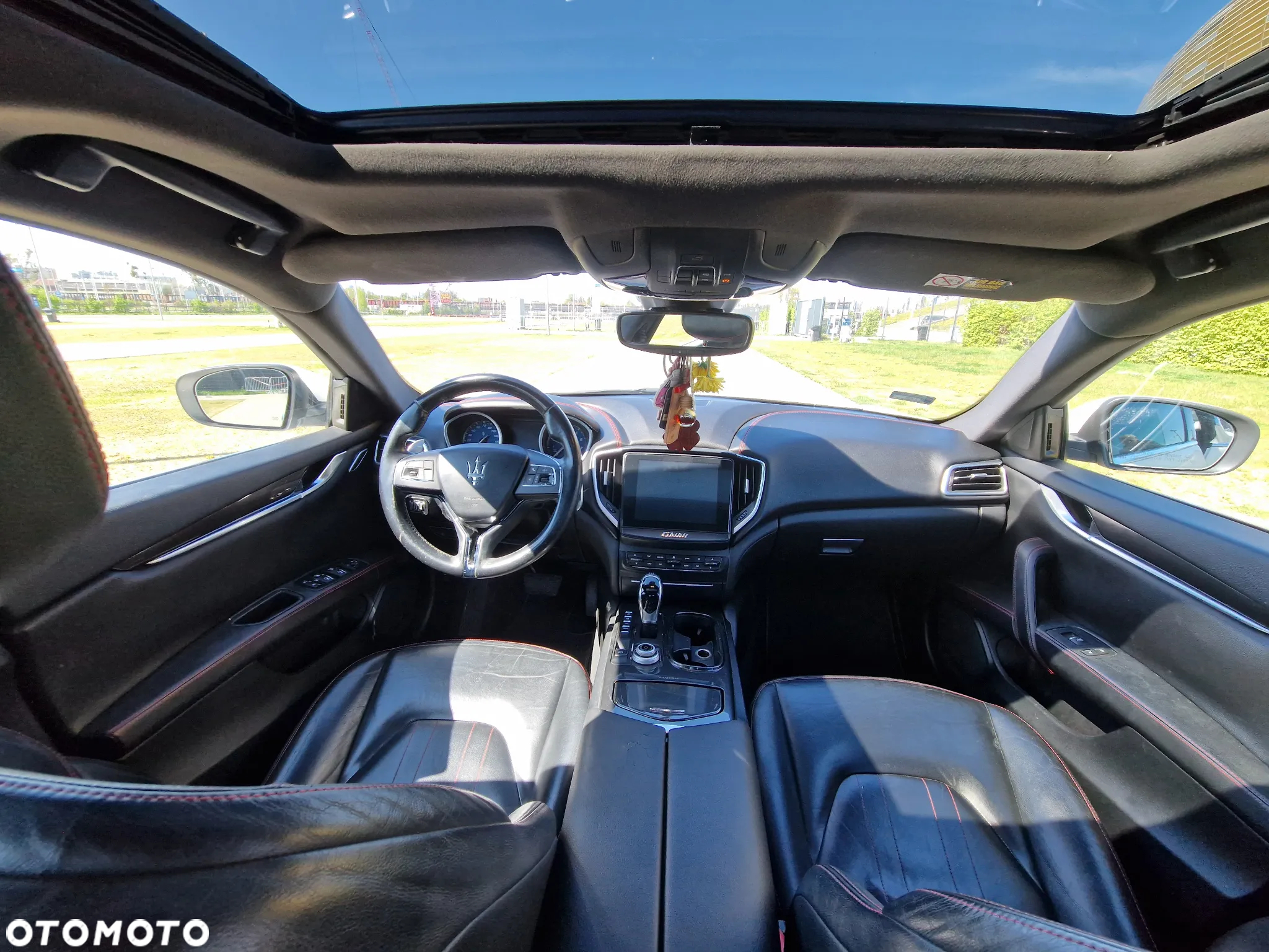 Maserati Ghibli S - 16